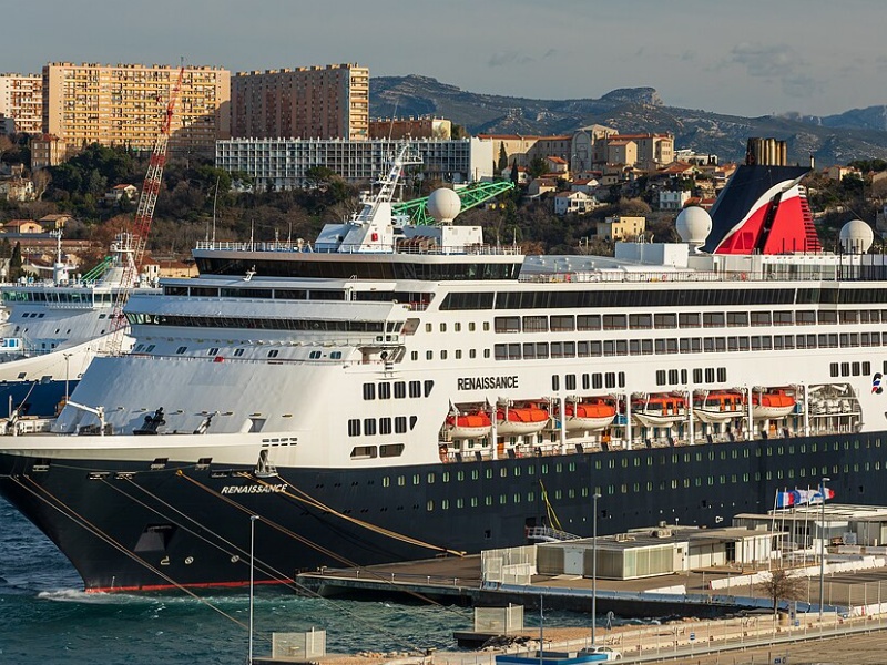Rowan Renaissance Renaissance” sets course for Lloyd Werft - Maritime Professionals